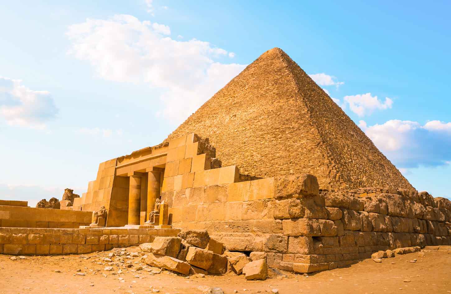 The-Great-Pyramid-of-Khufu-and-the-Valley-Temple