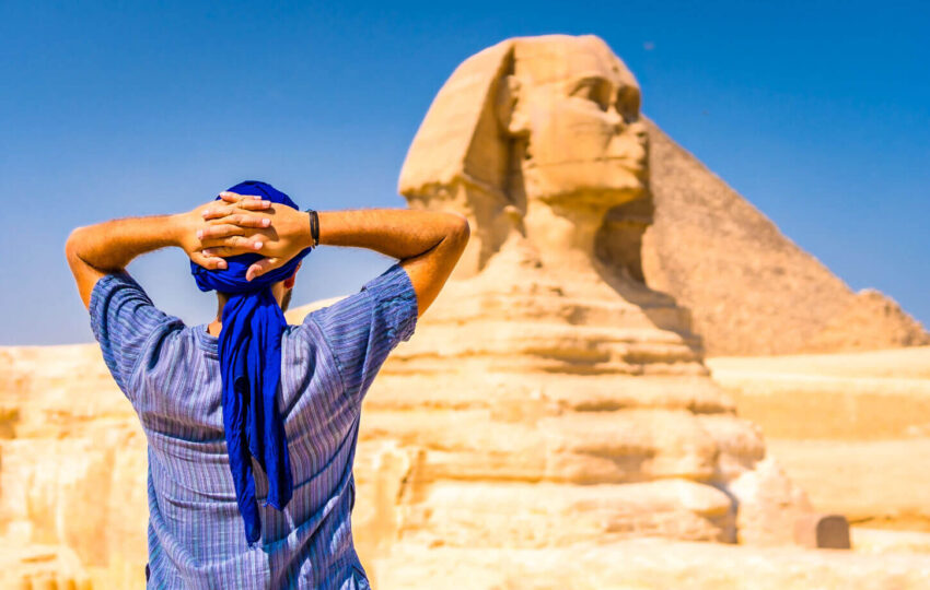 Day tour to Giza Pyramids, Memphis and Sakkara